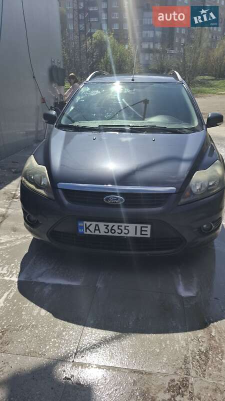 Ford Focus 2010