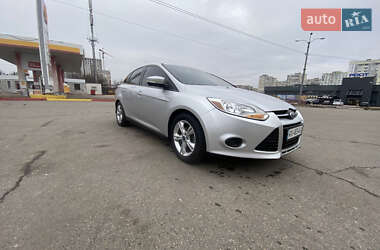 Седан Ford Focus 2014 в 