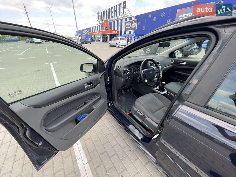 Универсал Ford Focus 2007 в Нововолынске
