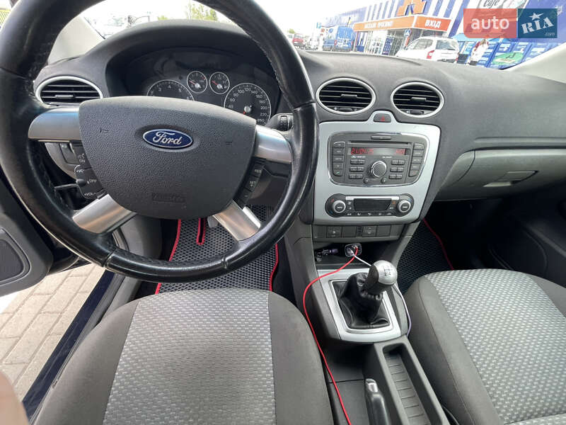 Универсал Ford Focus 2007 в Нововолынске