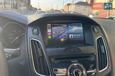 Седан Ford Focus 2017 в 