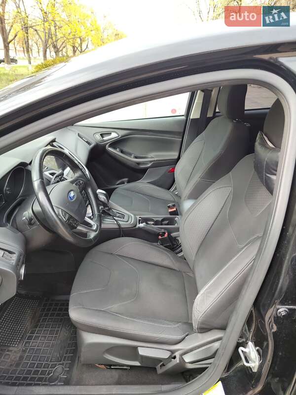Седан Ford Focus 2015 в Харькове фото 11 Седан Ford Focus 2015 в Харькове