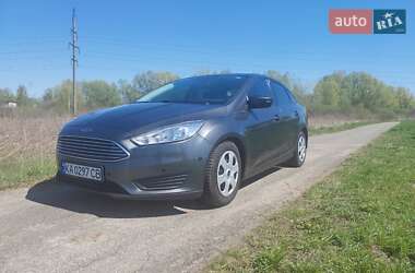 Седан Ford Focus 2017 в 
