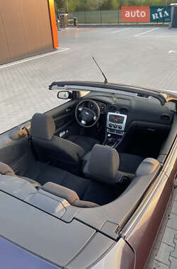 Кабриолет Ford Focus 2007 в 