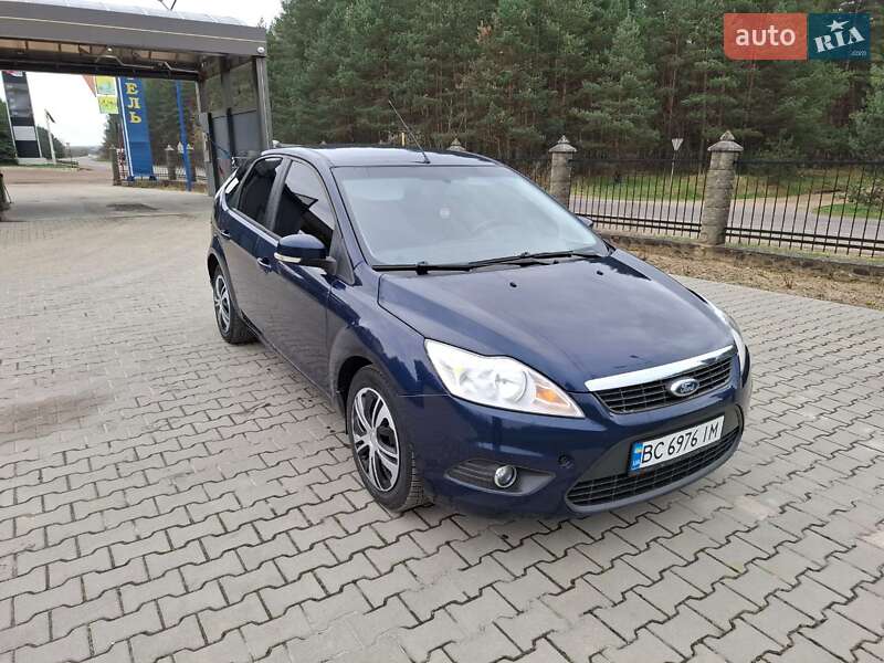 Хэтчбек Ford Focus 2011 в Львове