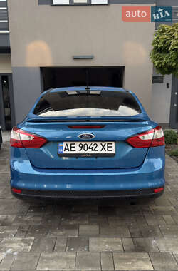 Седан Ford Focus 2013 в 
