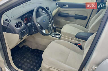 Хэтчбек Ford Focus 2007 в 