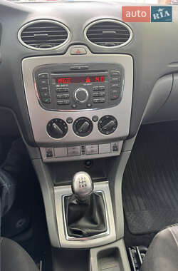 Универсал Ford Focus 2010 в 