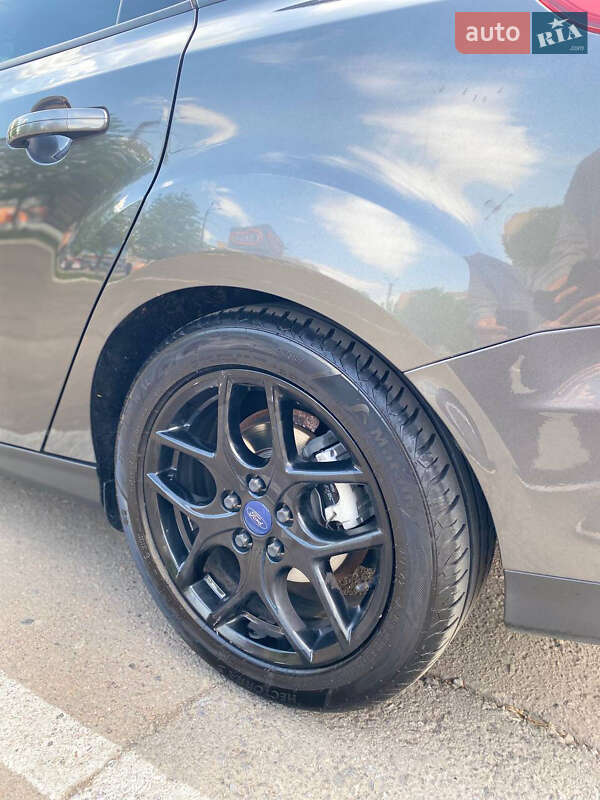 Седан Ford Focus 2016 в Одессе