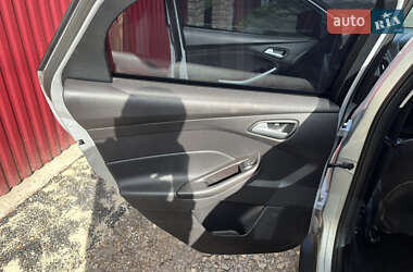 Седан Ford Focus 2014 в 