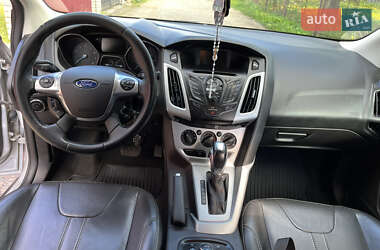 Седан Ford Focus 2014 в 