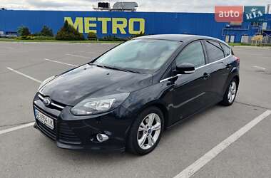 Хетчбек Ford Focus 2013 в 