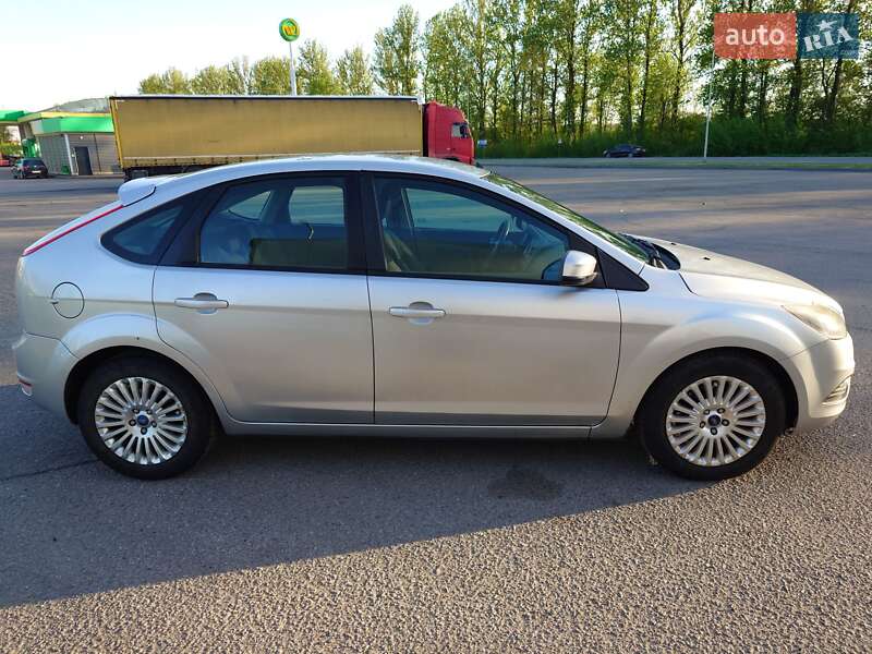 Хэтчбек Ford Focus 2009 в Ивано-Франковске