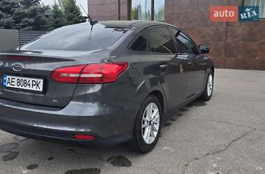 Седан Ford Focus 2015 в 