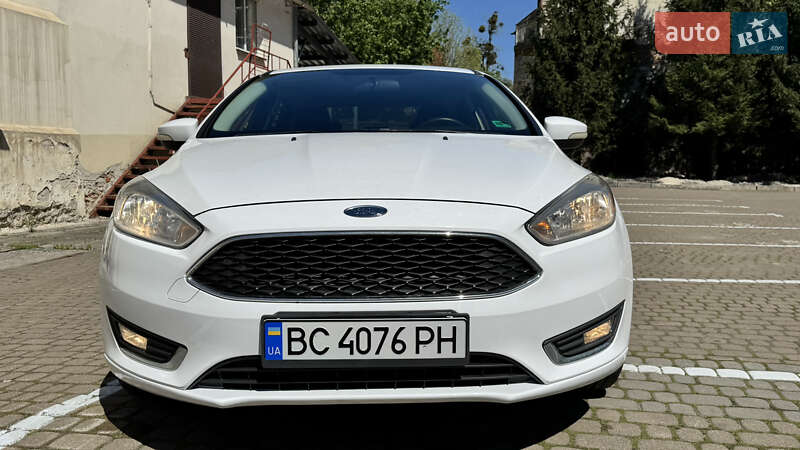 Седан Ford Focus 2015 в Львове