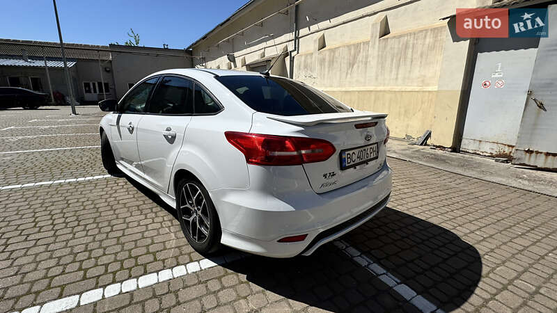 Седан Ford Focus 2015 в Львове фото 5 Седан Ford Focus 2015 в Львове