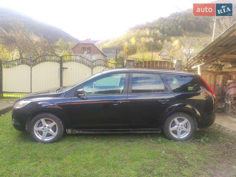 Универсал Ford Focus 2008 в Хусте фото 2 Универсал Ford Focus 2008 в Хусте