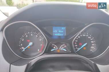 Хэтчбек Ford Focus 2015 в 
