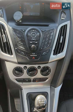 Универсал Ford Focus 2012 в 