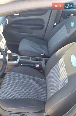Хэтчбек Ford Focus 2008 в 