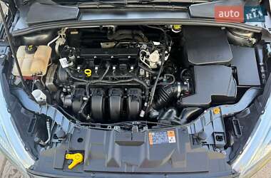 Седан Ford Focus 2016 в 