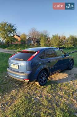 Хэтчбек Ford Focus 2007 в 