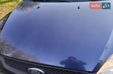 Хэтчбек Ford Focus 2007 в 