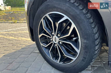 Седан Ford Focus 2017 в 