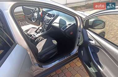 Универсал Ford Focus 2014 в 