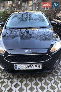 Седан Ford Focus 2018 в 