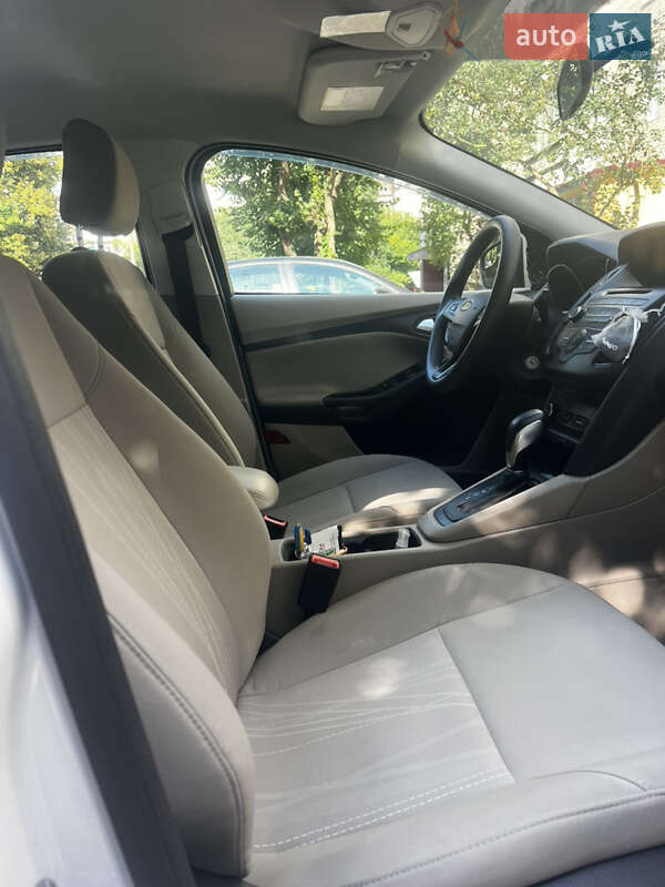 Седан Ford Focus 2017 в Луцке фото 11 Седан Ford Focus 2017 в Луцке