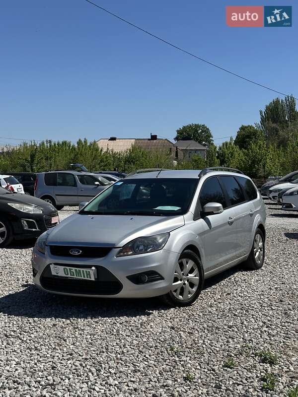 Универсал Ford Focus 2010 в 