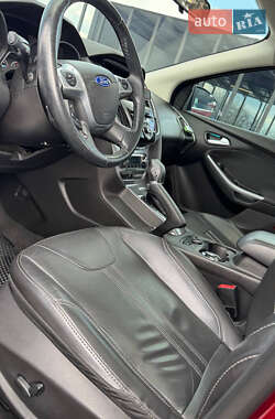 Седан Ford Focus 2014 в 
