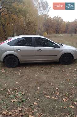 Хэтчбек Ford Focus 2007 в 