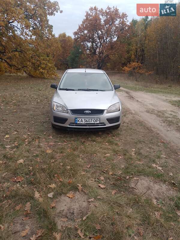 Хэтчбек Ford Focus 2007 в Киеве