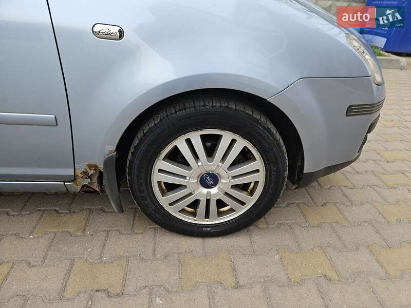 Универсал Ford Focus 2004 в Киеве фото 7 Универсал Ford Focus 2004 в Киеве