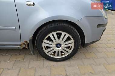 Универсал Ford Focus 2004 в 