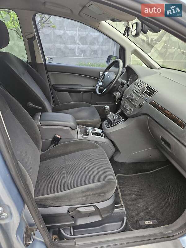 Универсал Ford Focus 2004 в Киеве фото 21 Универсал Ford Focus 2004 в Киеве
