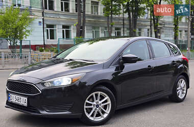Хэтчбек Ford Focus 2015 в 