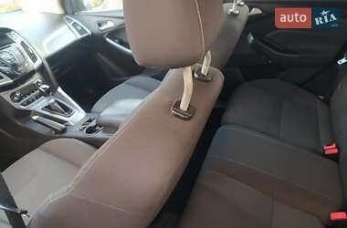 Универсал Ford Focus 2012 в 