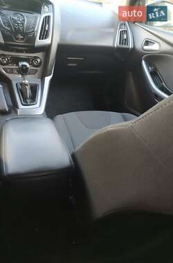 Универсал Ford Focus 2012 в 