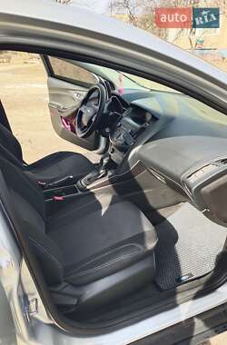 Седан Ford Focus 2018 в 