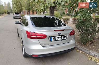 Седан Ford Focus 2018 в 