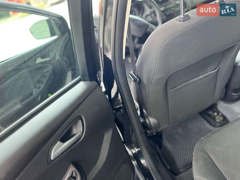 Седан Ford Focus 2015 в Красилове