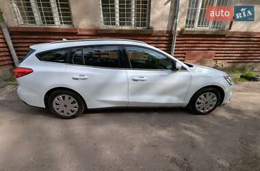 Универсал Ford Focus 2018 в 