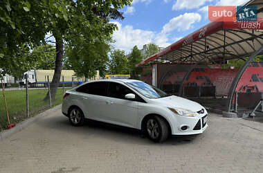 Седан Ford Focus 2014 в Каменке-Бугской