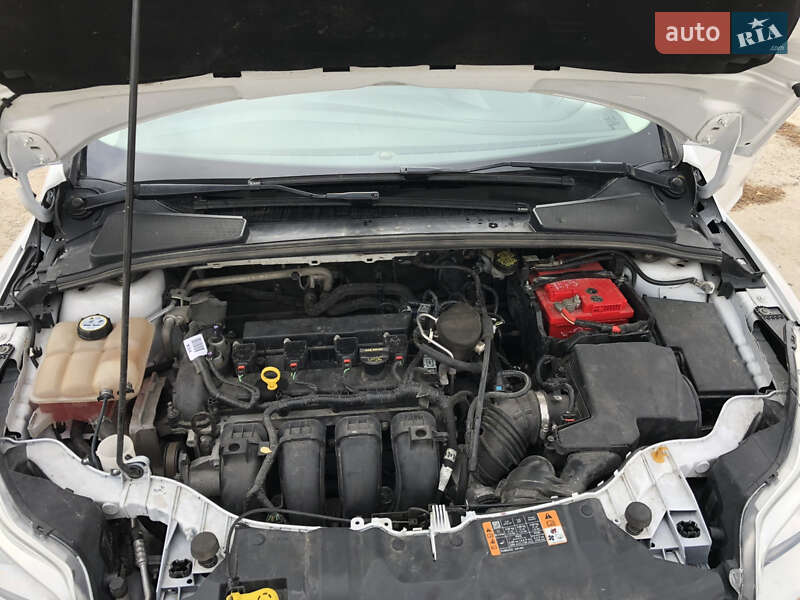 Седан Ford Focus 2014 в Каменке-Бугской