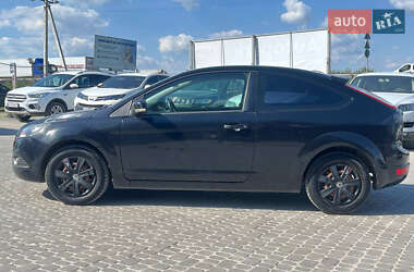 Хэтчбек Ford Focus 2009 в 
