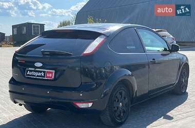 Хэтчбек Ford Focus 2009 в 