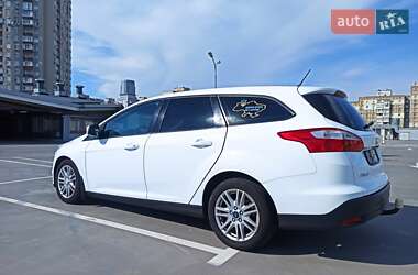 Универсал Ford Focus 2012 в 